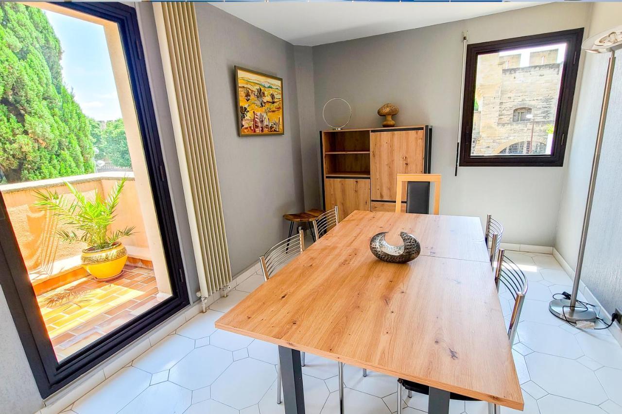 Apartament Regard Sur Les Remparts - Terrasse & Parking Awinion Zewnętrze zdjęcie